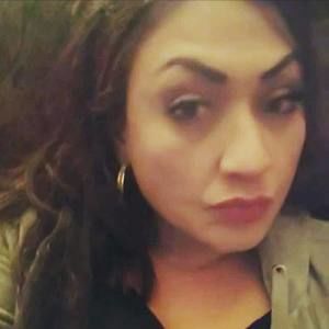 Meet your Posher, Yamel